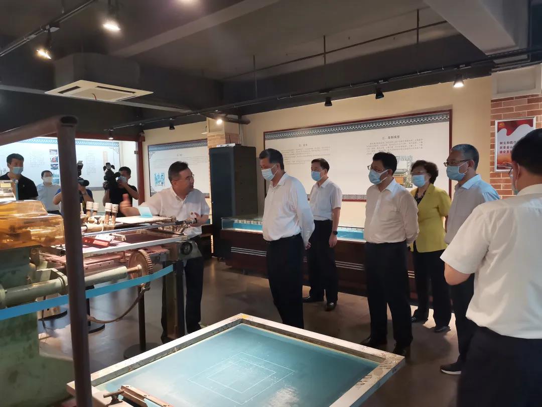 广东省委副书记、省长马兴瑞到唯美集团调研