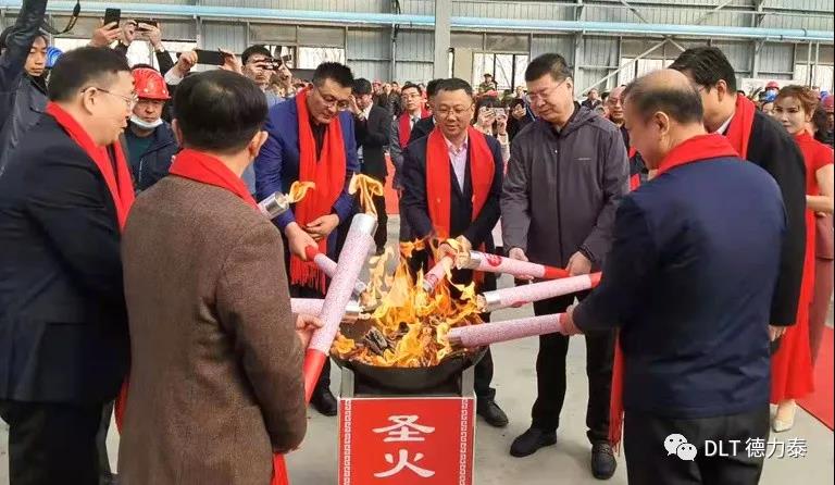 塞上江南春来早｜力泰助力西北首条岩板整线成功点火！