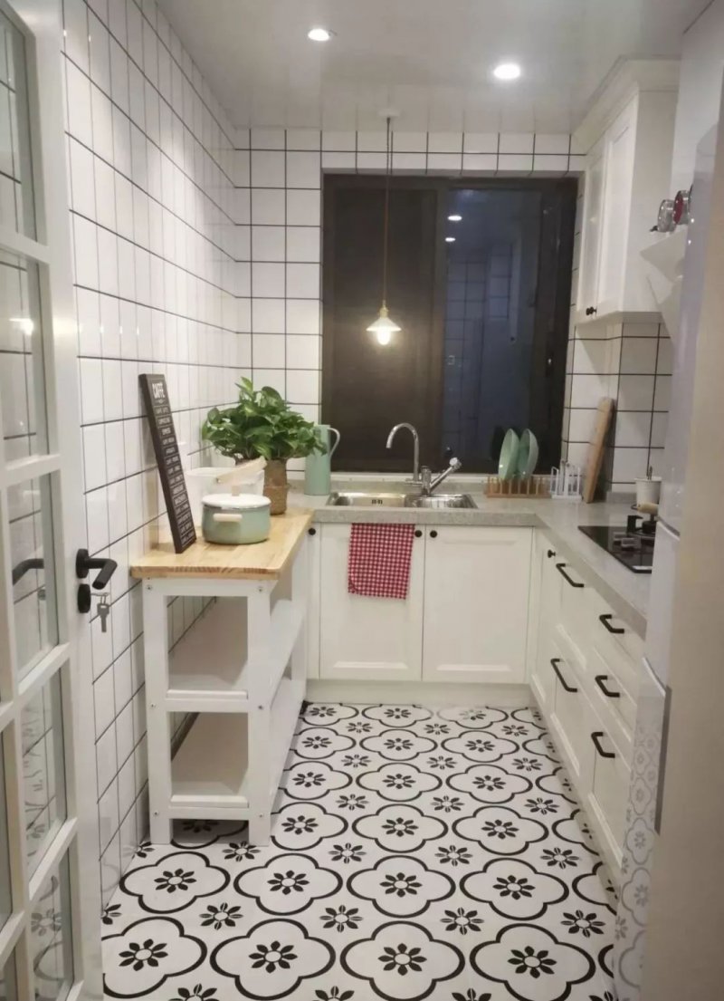 看看别人家的厨房，铺的瓷砖这么美，还不照做？_1
