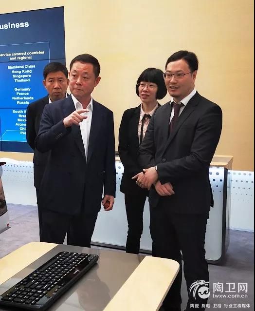 2智能卫浴.jpg