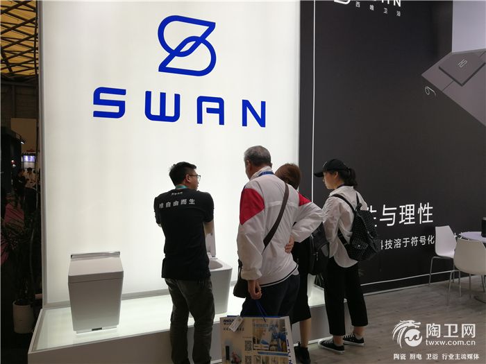 人潮3.jpg