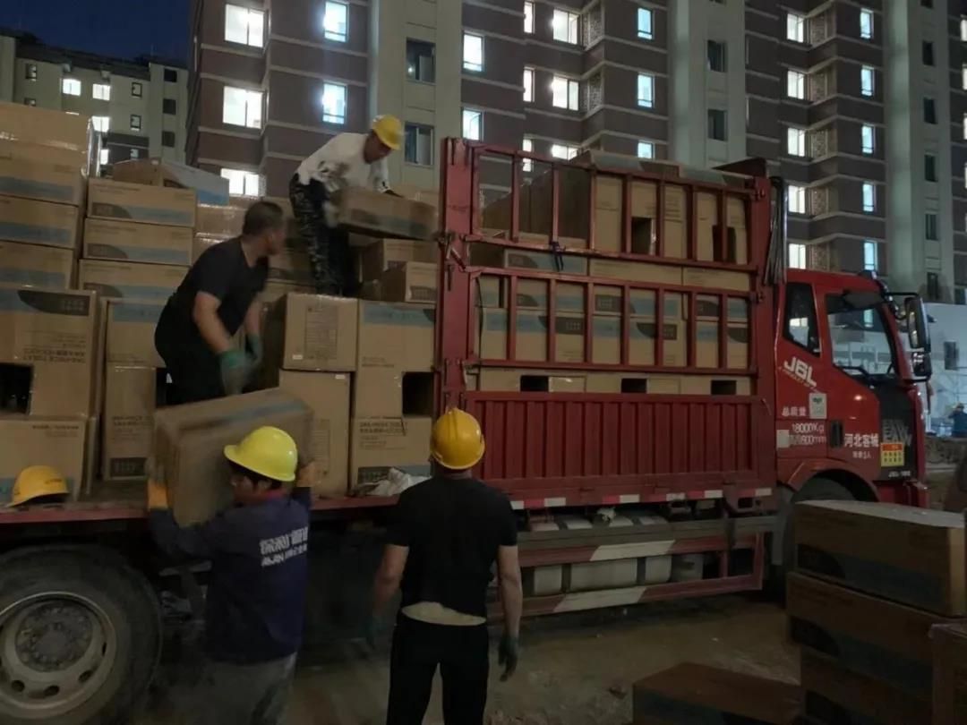 惠达卫浴挑灯夜战雄安新区，献礼建党百年 (3).jpg