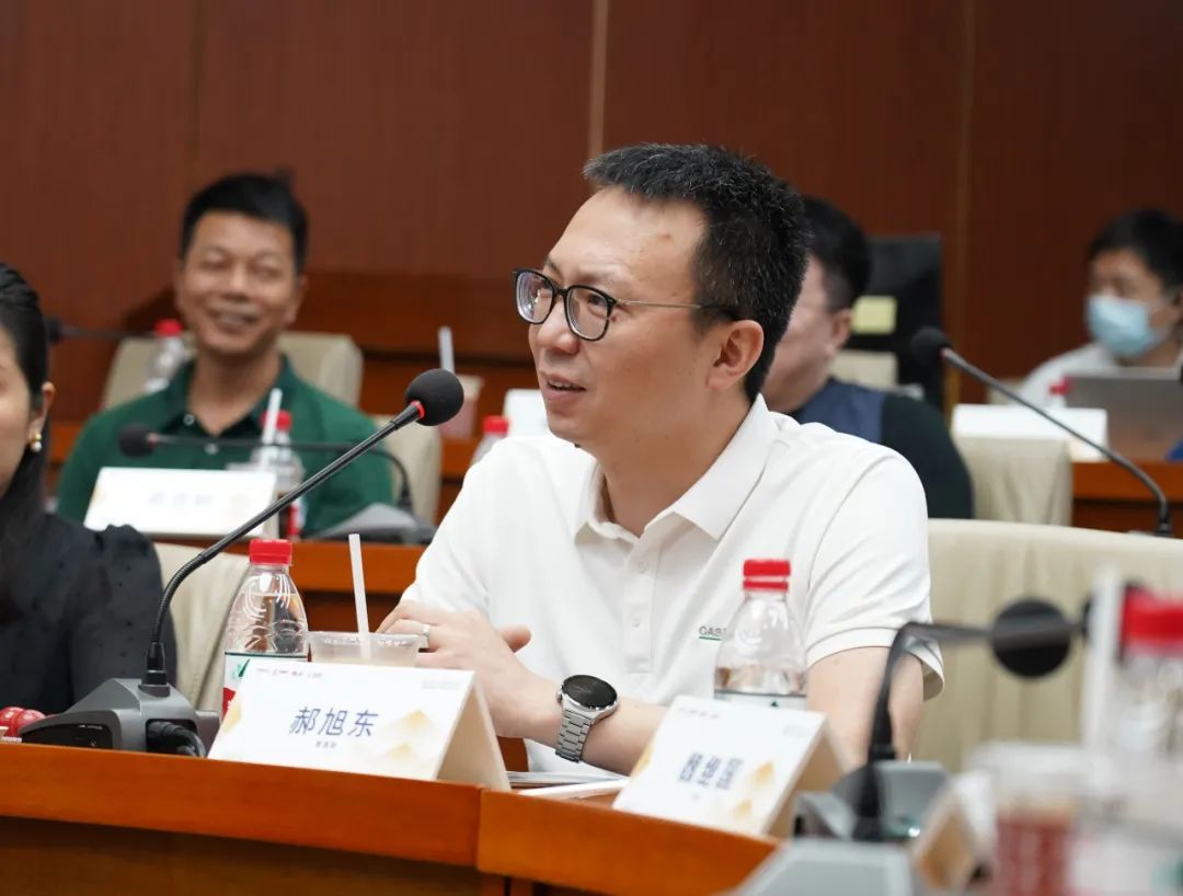 郝旭东.jpg